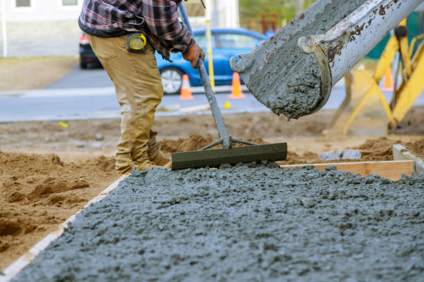 Best Concrete Driveway Installation  in Moorpark, CA